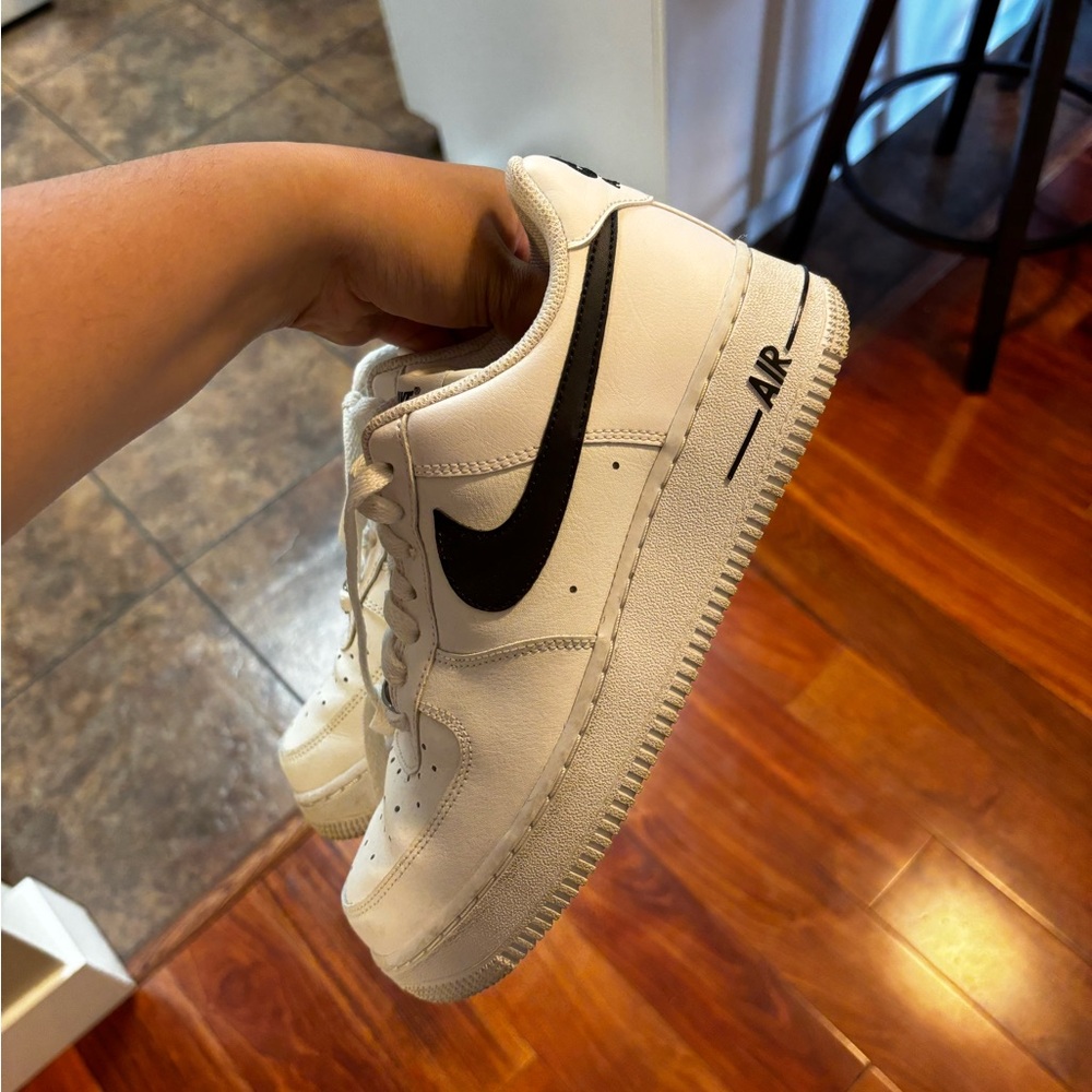Nike Air Force 1 '07 - White/Black, size 6 mens, women's equivalent 7.5/8